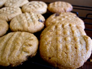 The Easiest Peanut Butter Cookies Ever